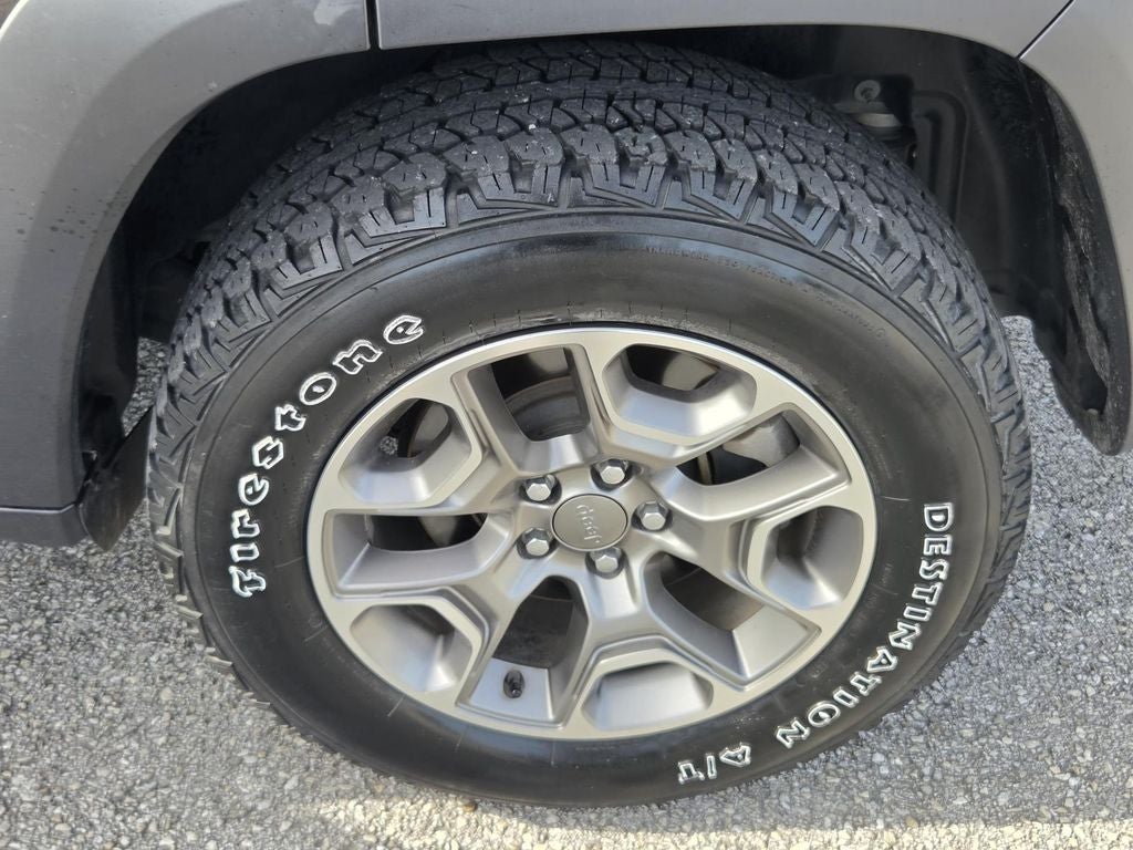 2022 Jeep Cherokee Trailhawk