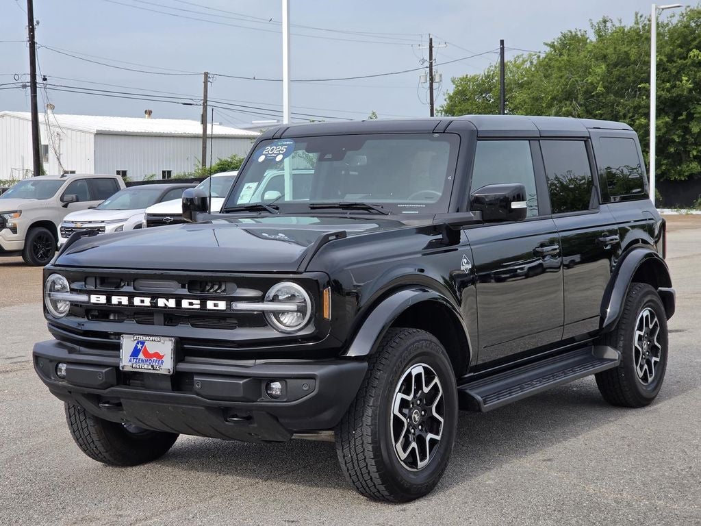 2025 Ford Bronco Outer Banks