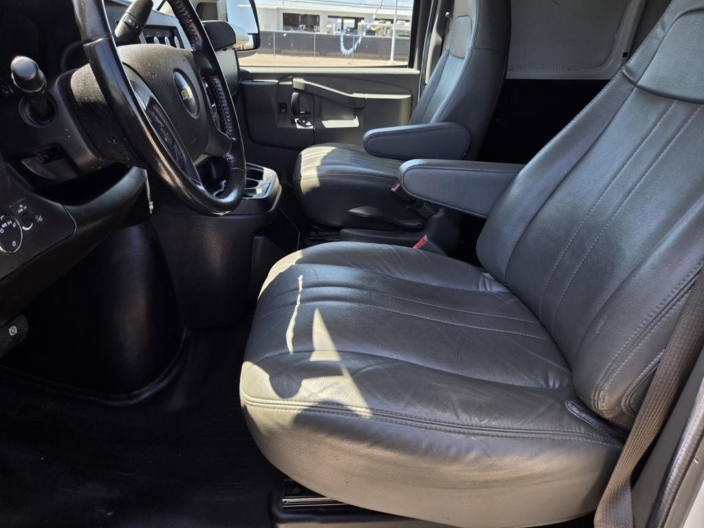 2023 Chevrolet Express 2500 Work Van Cargo