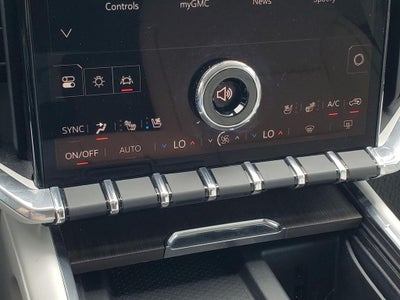 2025 GMC Acadia Denali