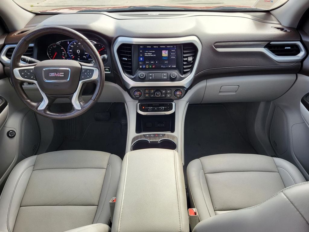 2022 GMC Acadia SLT