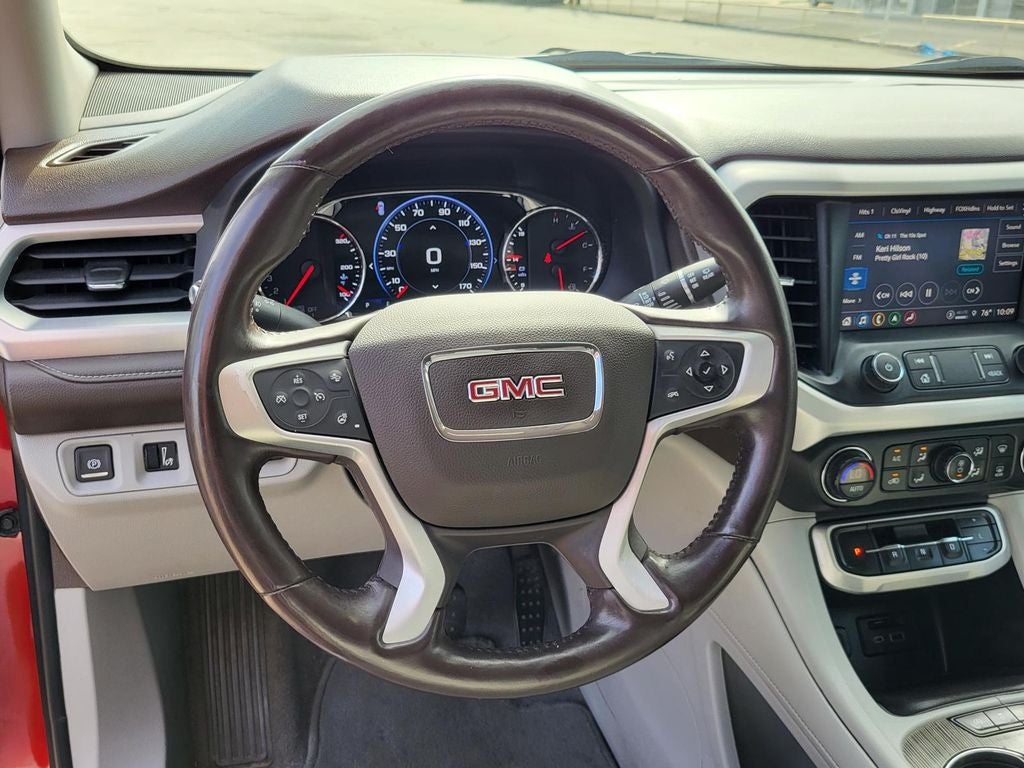 2022 GMC Acadia SLT