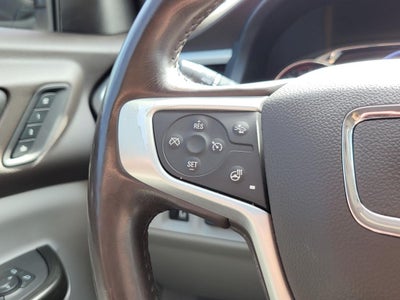 2022 GMC Acadia SLT