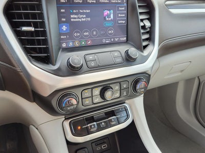 2022 GMC Acadia SLT