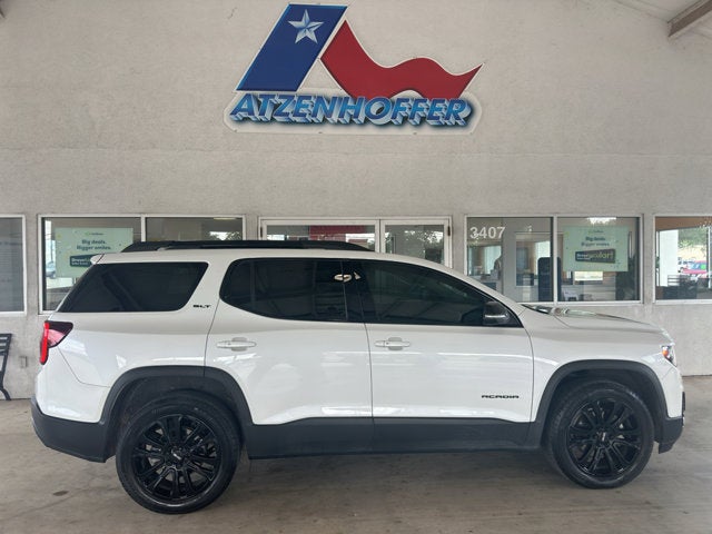 2023 GMC Acadia SLT