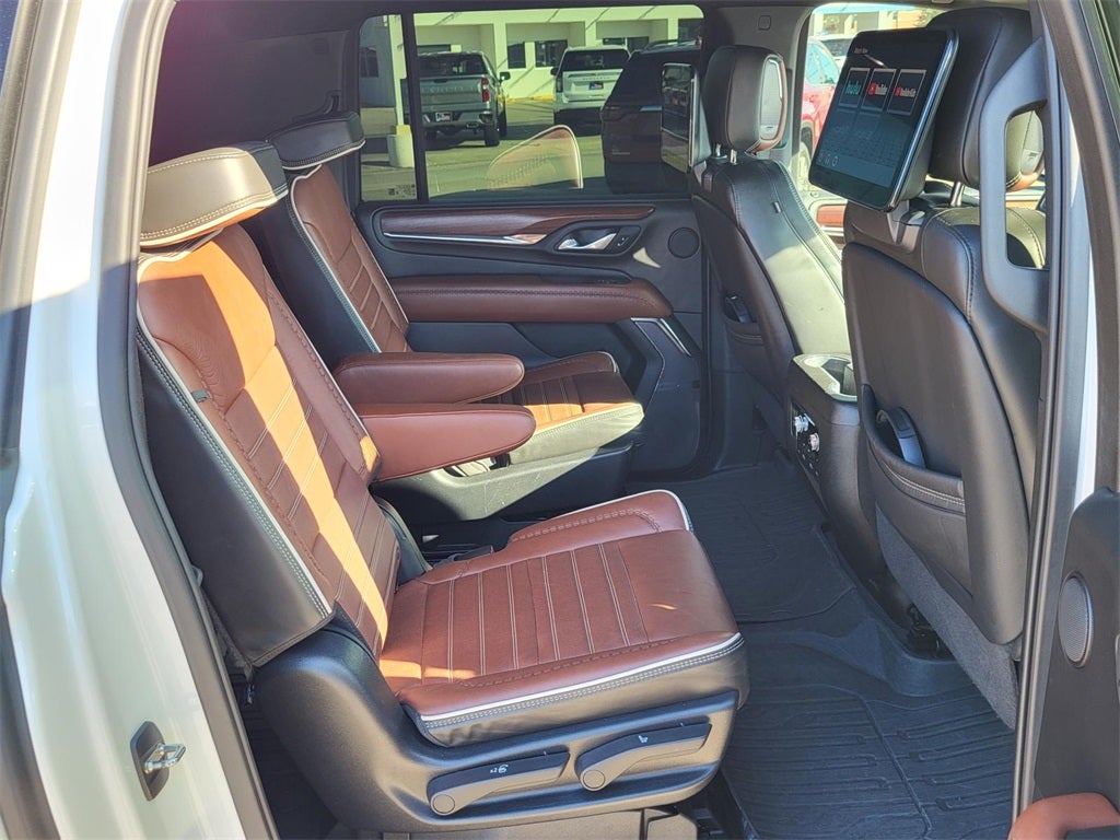 2023 GMC Yukon XL Denali Ultimate
