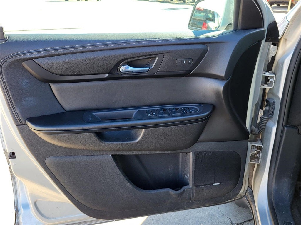 2017 Chevrolet Traverse 2LT 2LT