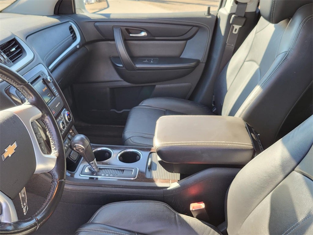 2017 Chevrolet Traverse 2LT 2LT