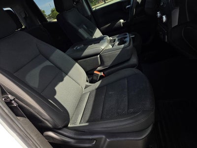 2023 GMC Sierra Pro