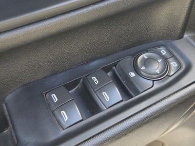 2023 GMC Sierra Pro