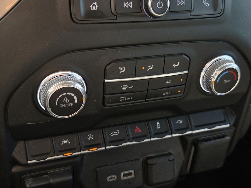 2023 GMC Sierra Pro