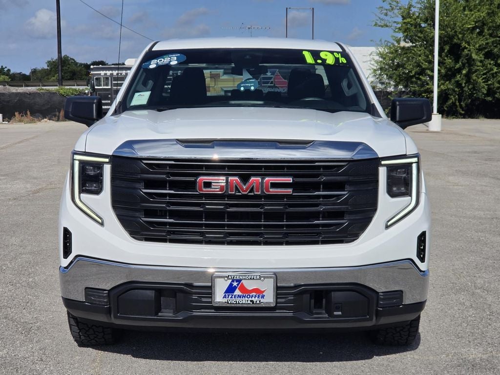 2023 GMC Sierra Pro