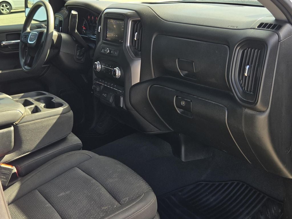 2023 GMC Sierra Pro