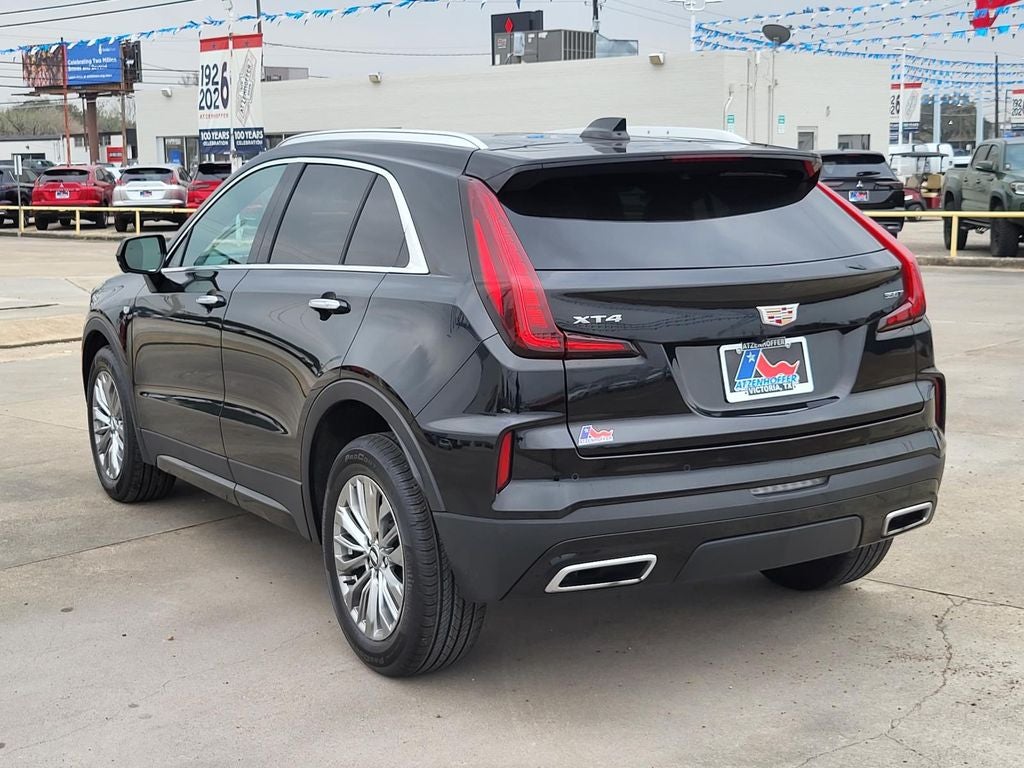 2025 Cadillac XT4 Premium Luxury