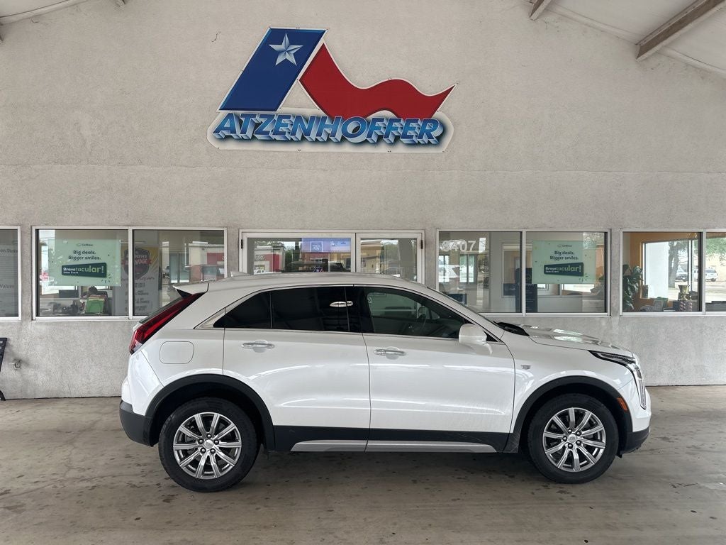 2020 Cadillac XT4 Premium Luxury