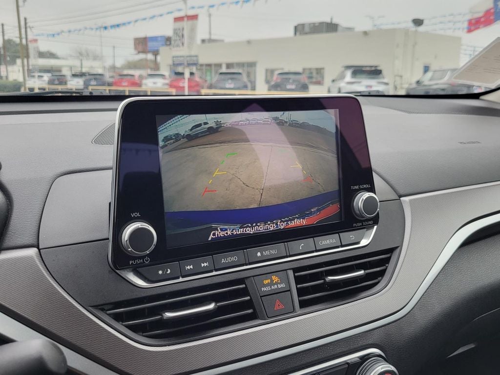 2025 Nissan Altima 2.5 SR