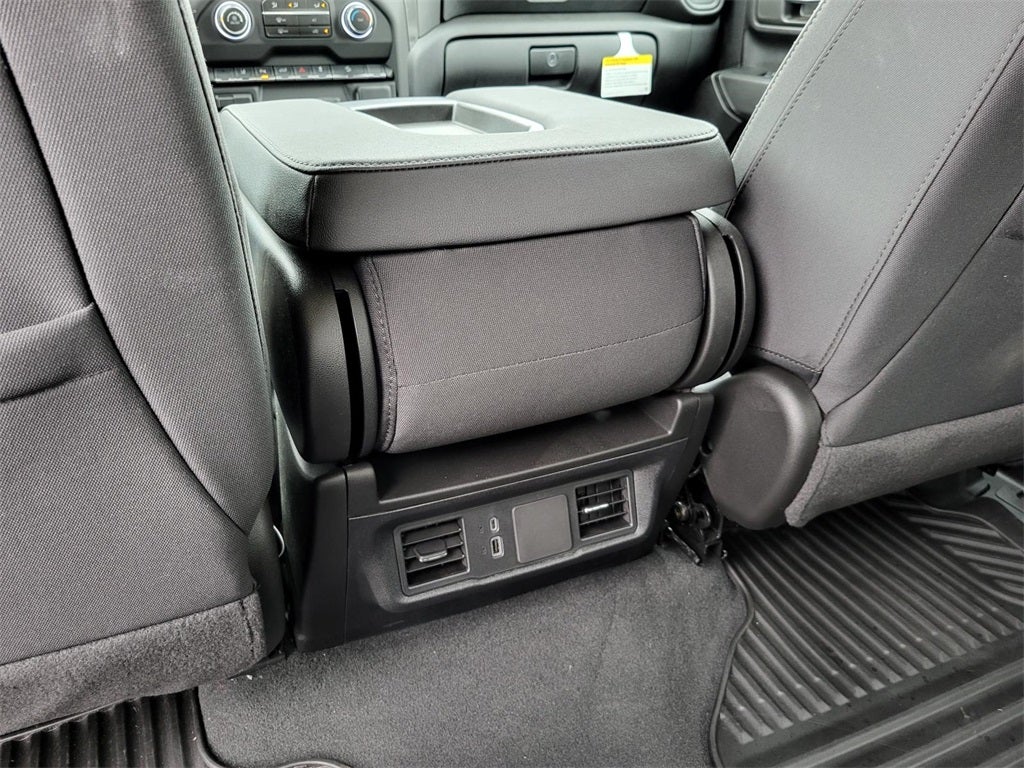 2025 Chevrolet Silverado 2500HD Custom