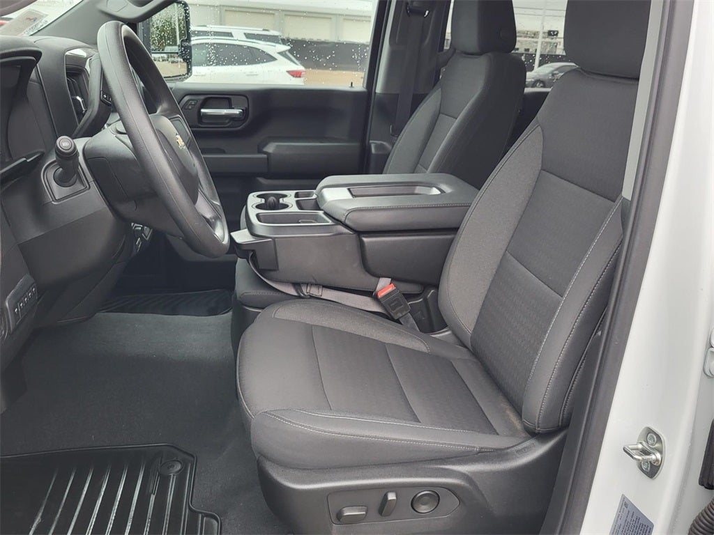 2025 Chevrolet Silverado 2500HD Custom