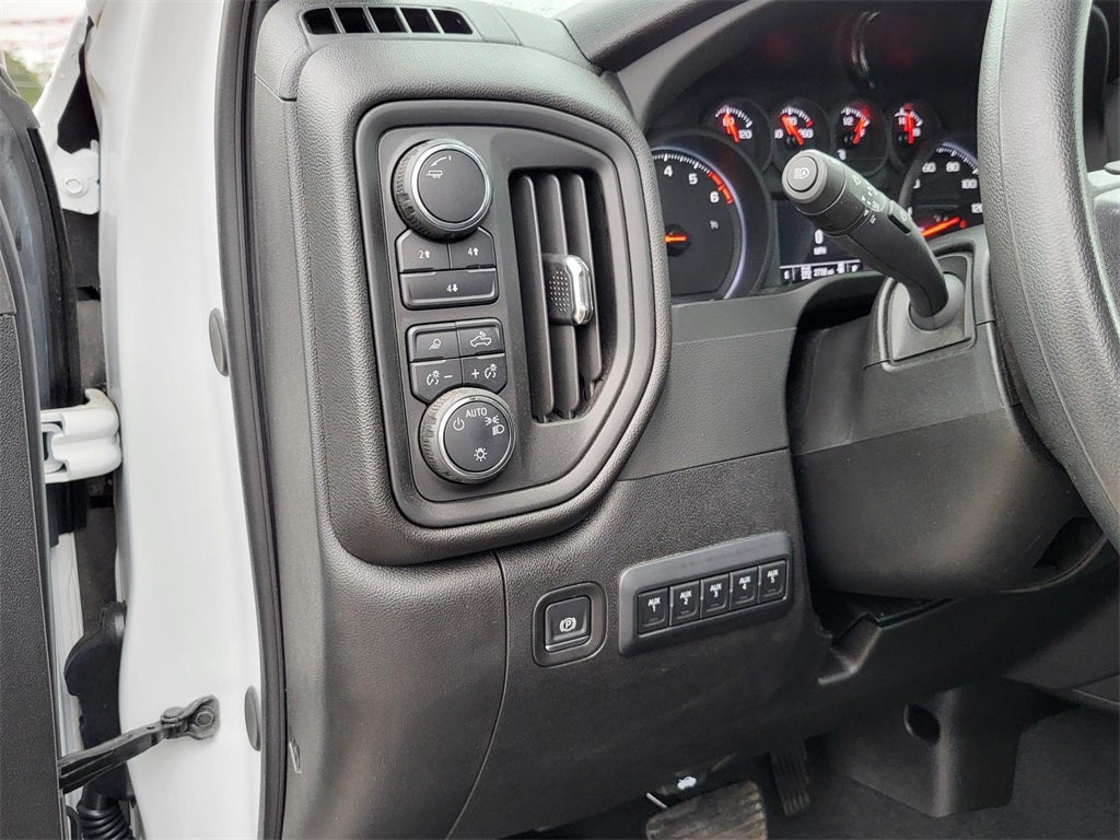 2025 Chevrolet Silverado 2500HD Custom