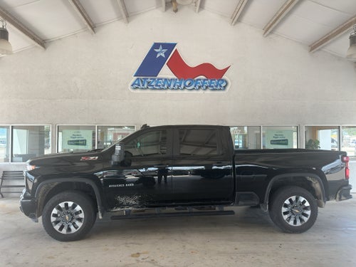 2026 Chevrolet Silverado Custom