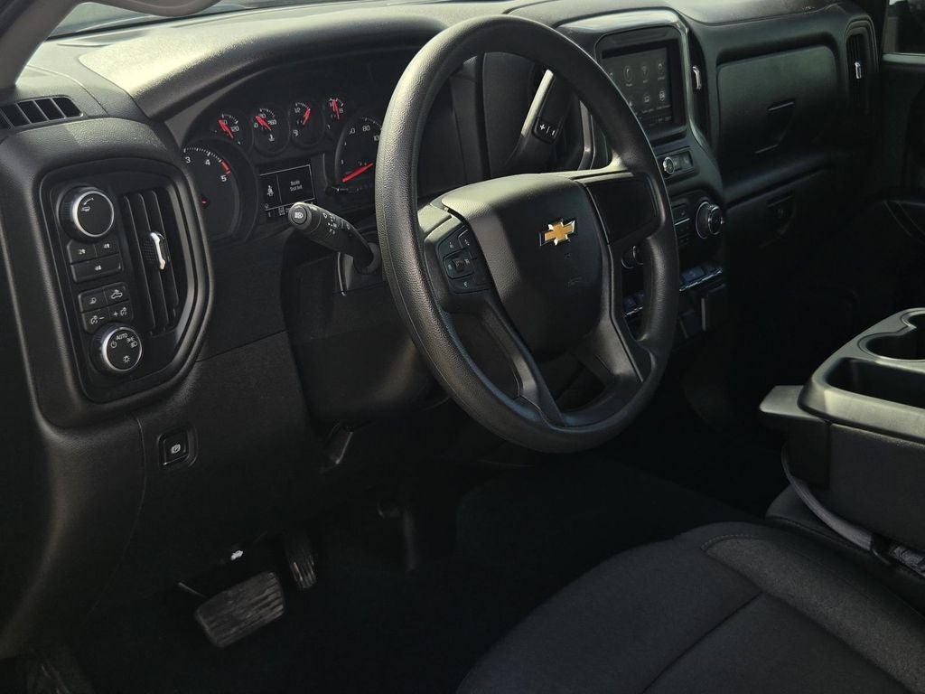 2026 Chevrolet Silverado Custom