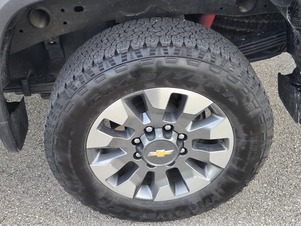 2026 Chevrolet Silverado Custom