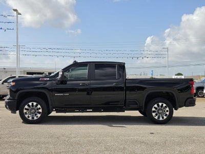 2026 Chevrolet Silverado Custom
