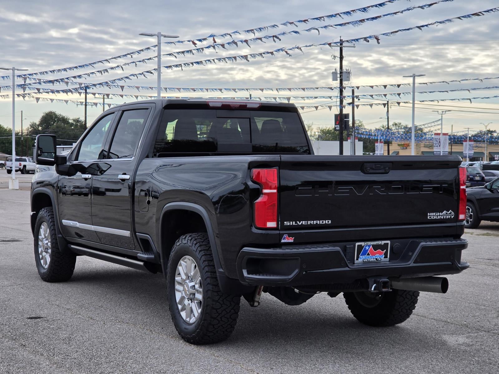 2025 Chevrolet Silverado High Country