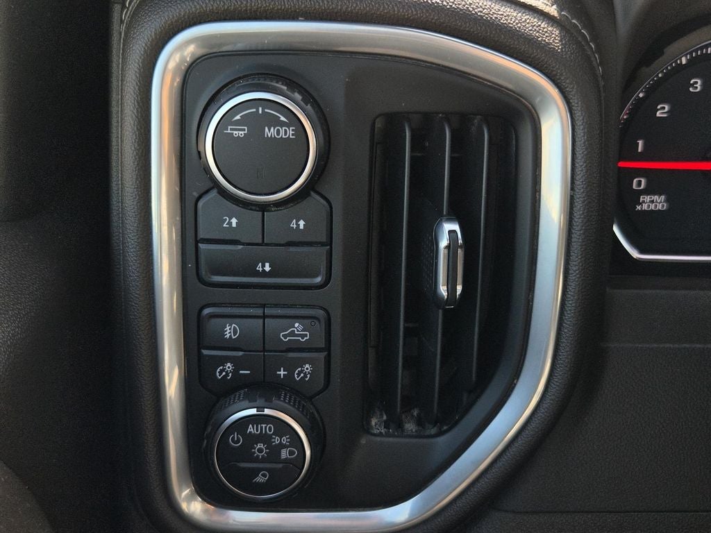 2023 Chevrolet Silverado LT
