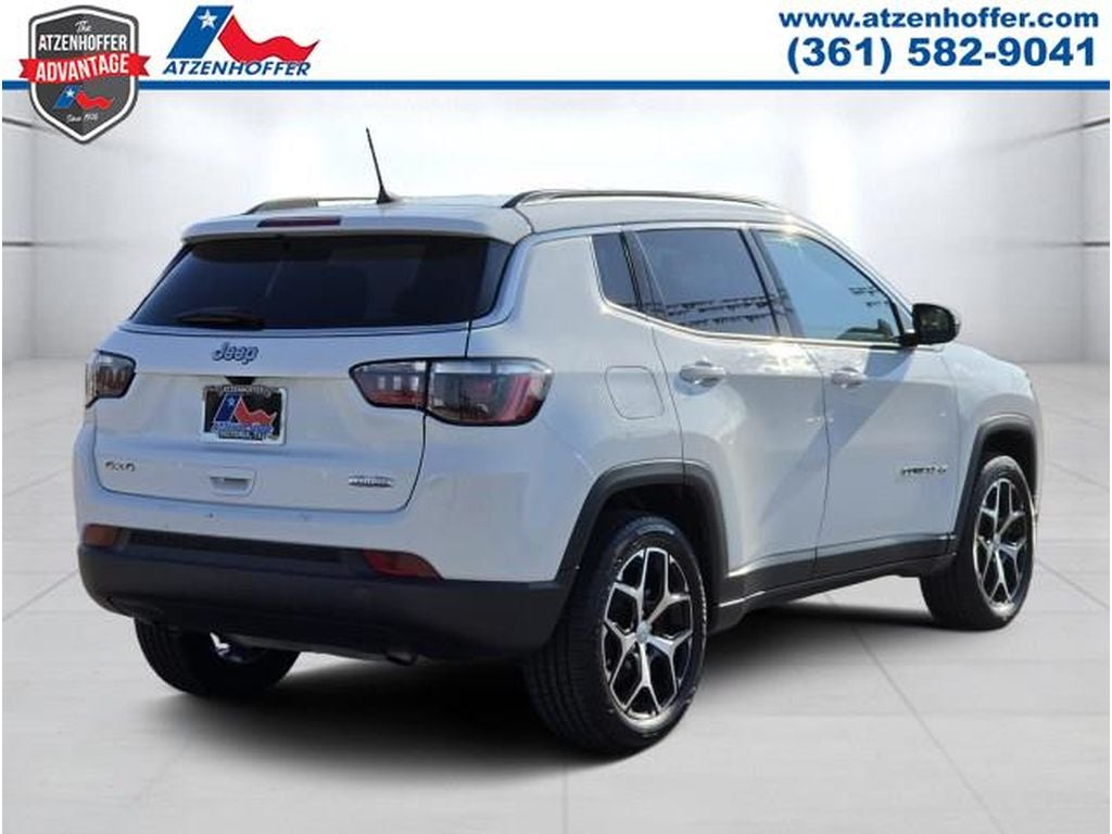 2024 Jeep Compass Latitude