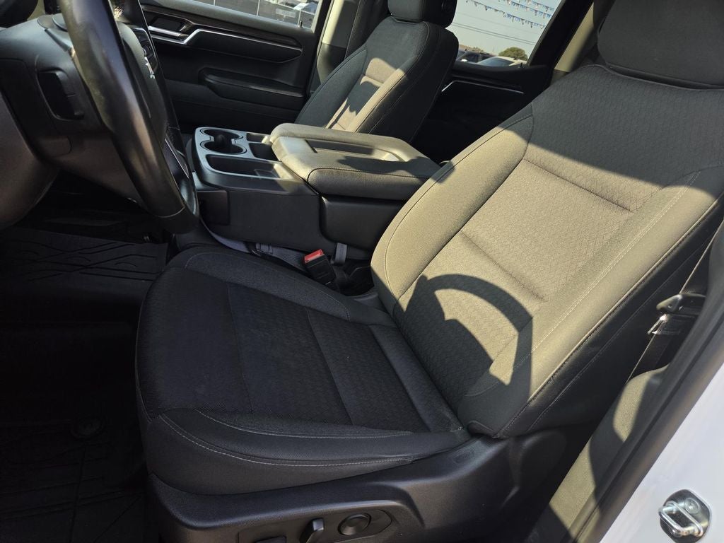 2023 Chevrolet Silverado LT