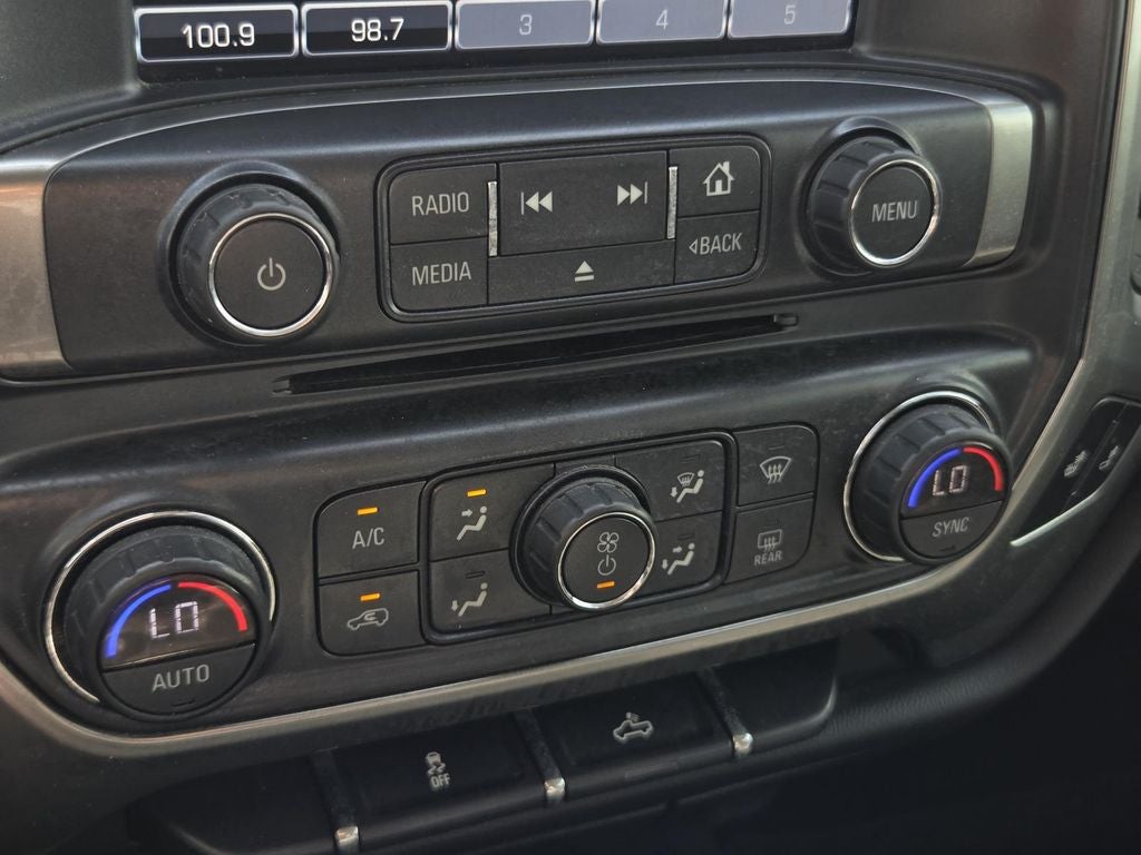2017 Chevrolet Silverado LT