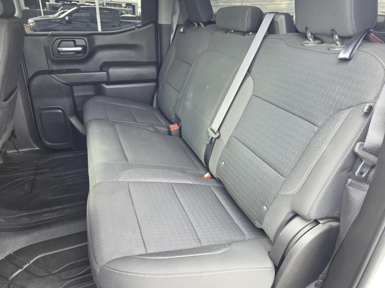 2022 Chevrolet Silverado Custom