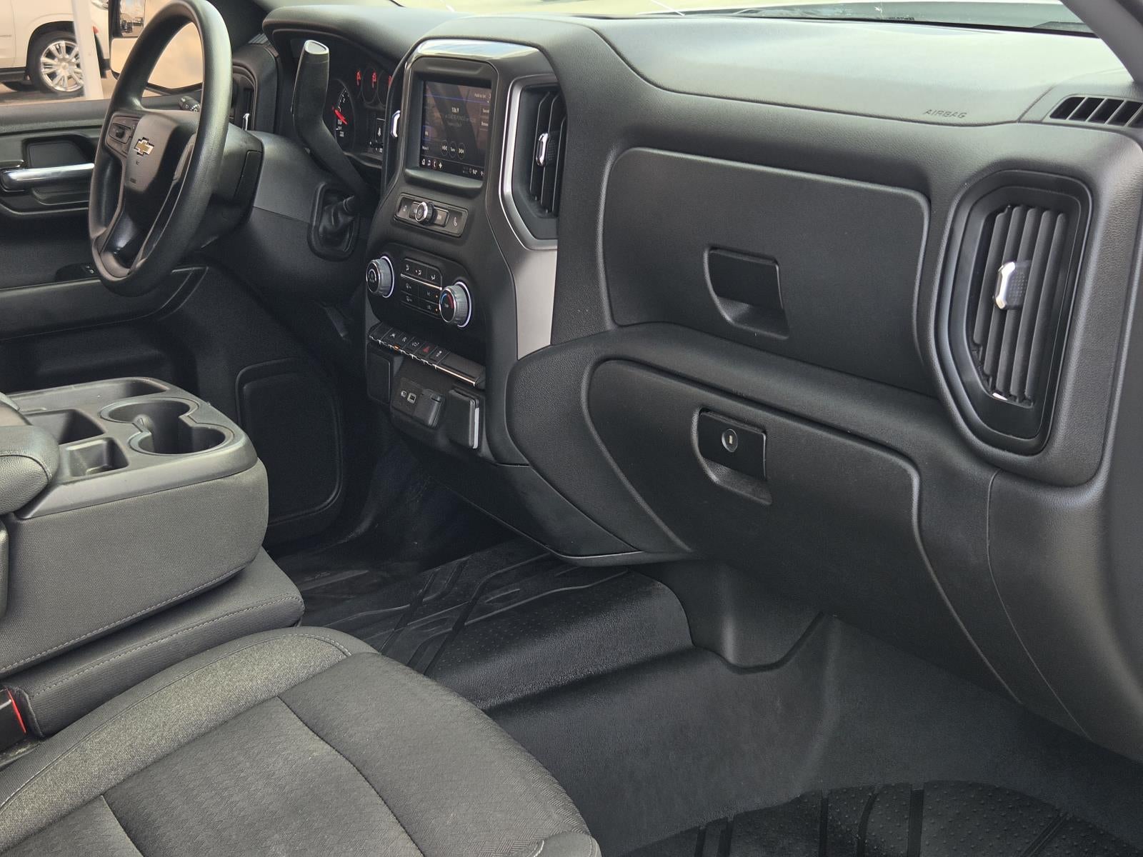 2022 Chevrolet Silverado Custom
