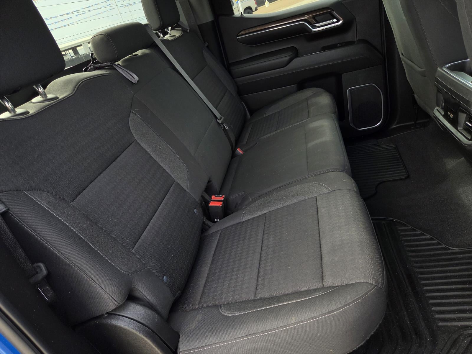 2022 Chevrolet Silverado RST