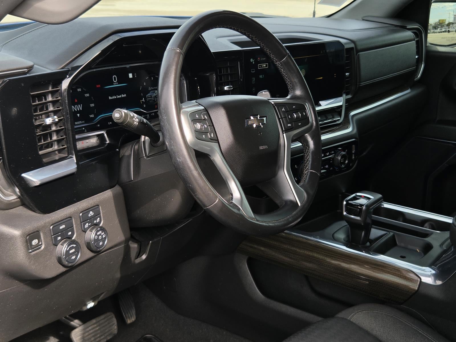 2022 Chevrolet Silverado RST