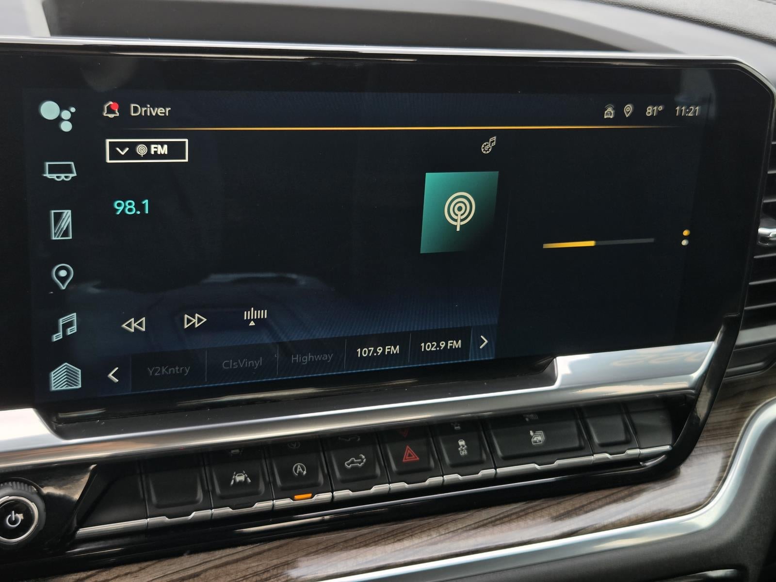 2022 Chevrolet Silverado RST