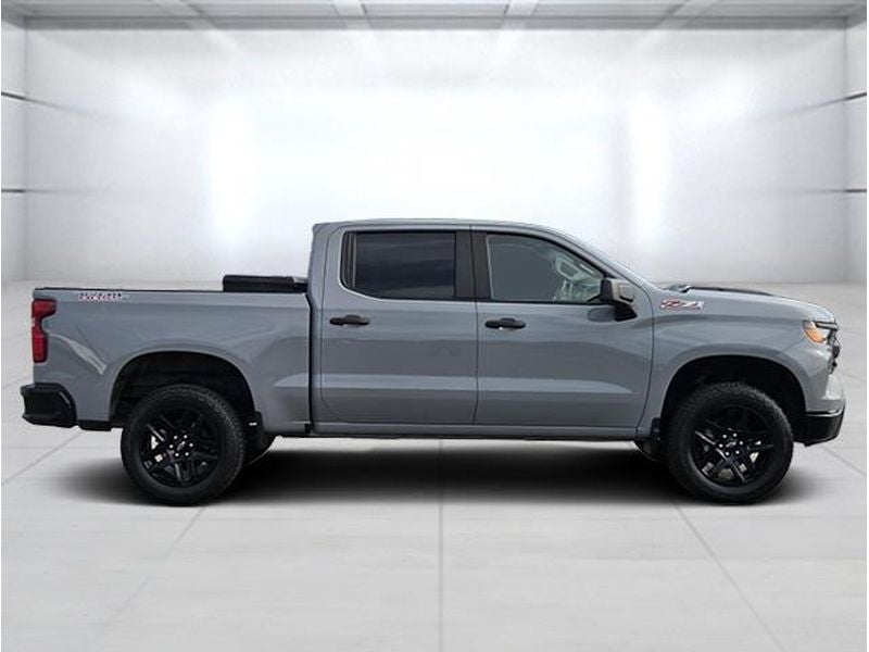 2025 Chevrolet Silverado Custom Trail Boss