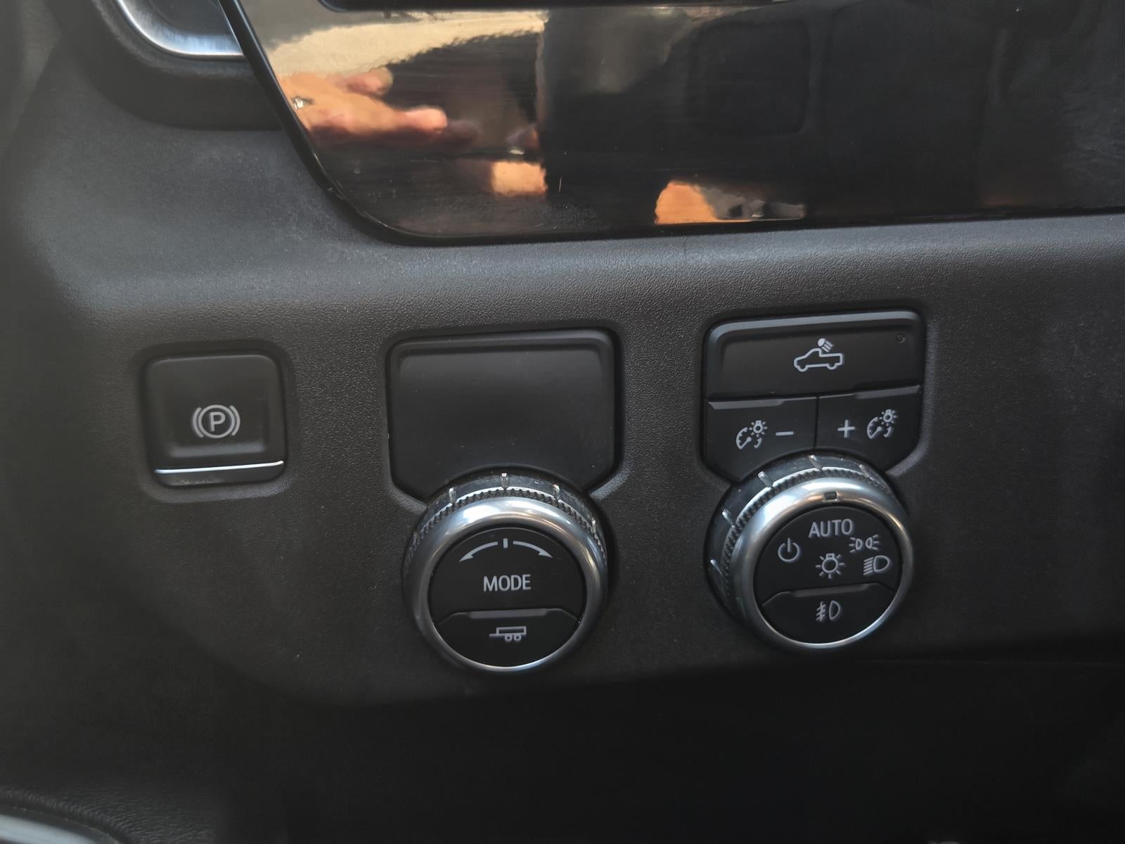 2024 GMC Sierra Elevation