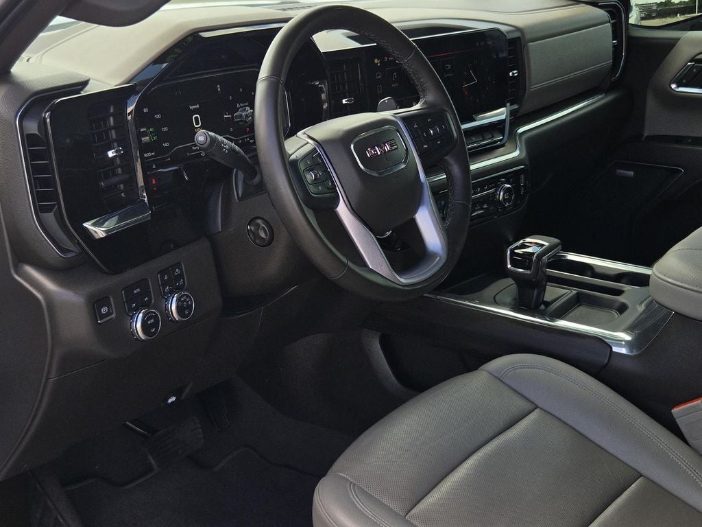 2023 GMC Sierra SLT