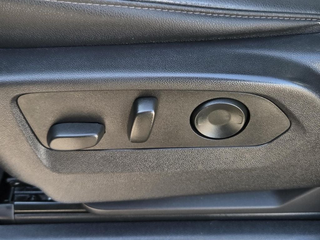 2023 GMC Sierra SLT