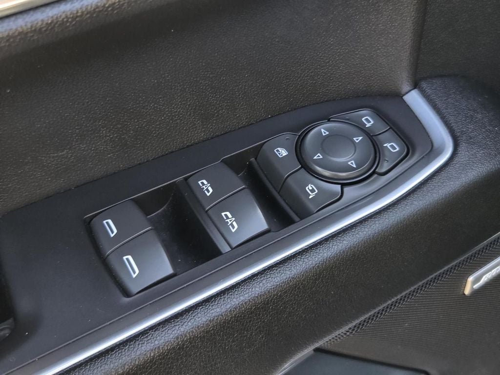 2023 GMC Sierra SLT
