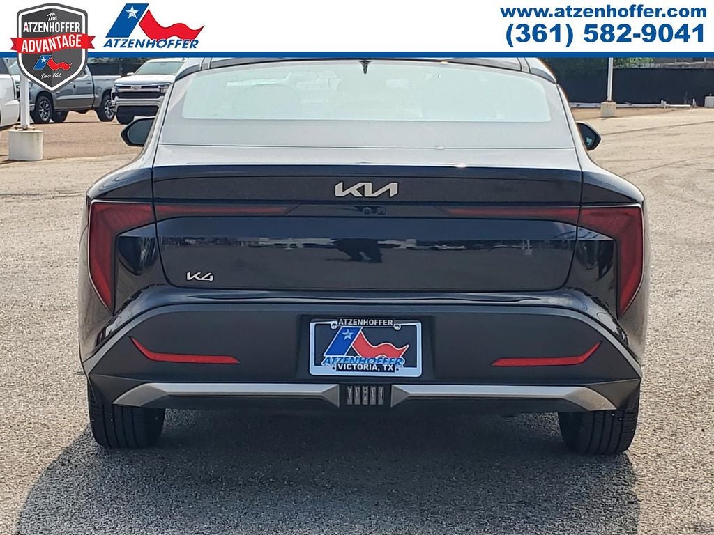 2025 Kia K4 LXS