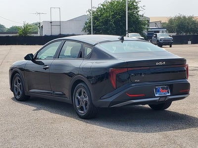 2025 Kia K4 LXS