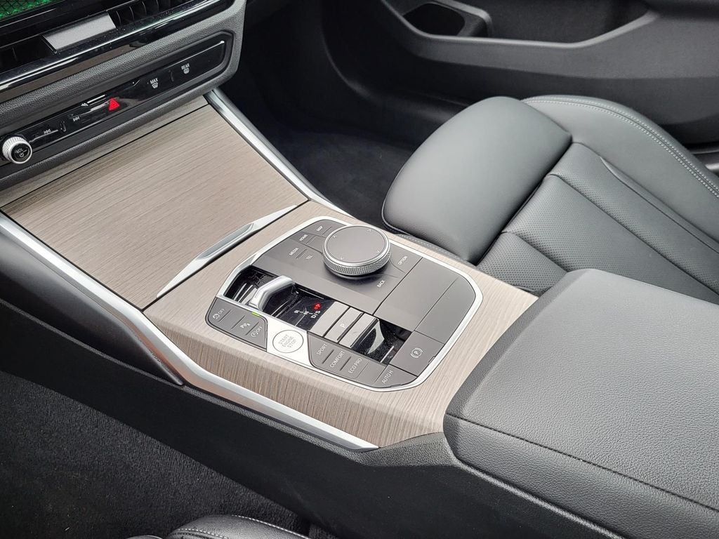 2025 BMW 3 Series 330i