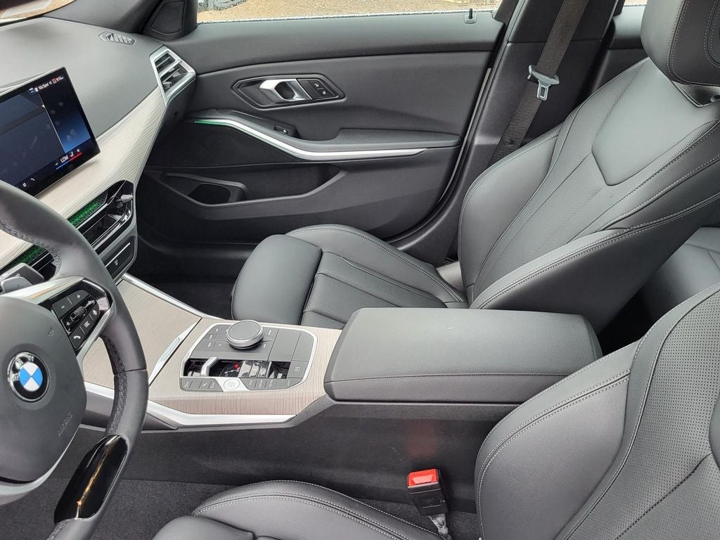 2025 BMW 3 Series 330i