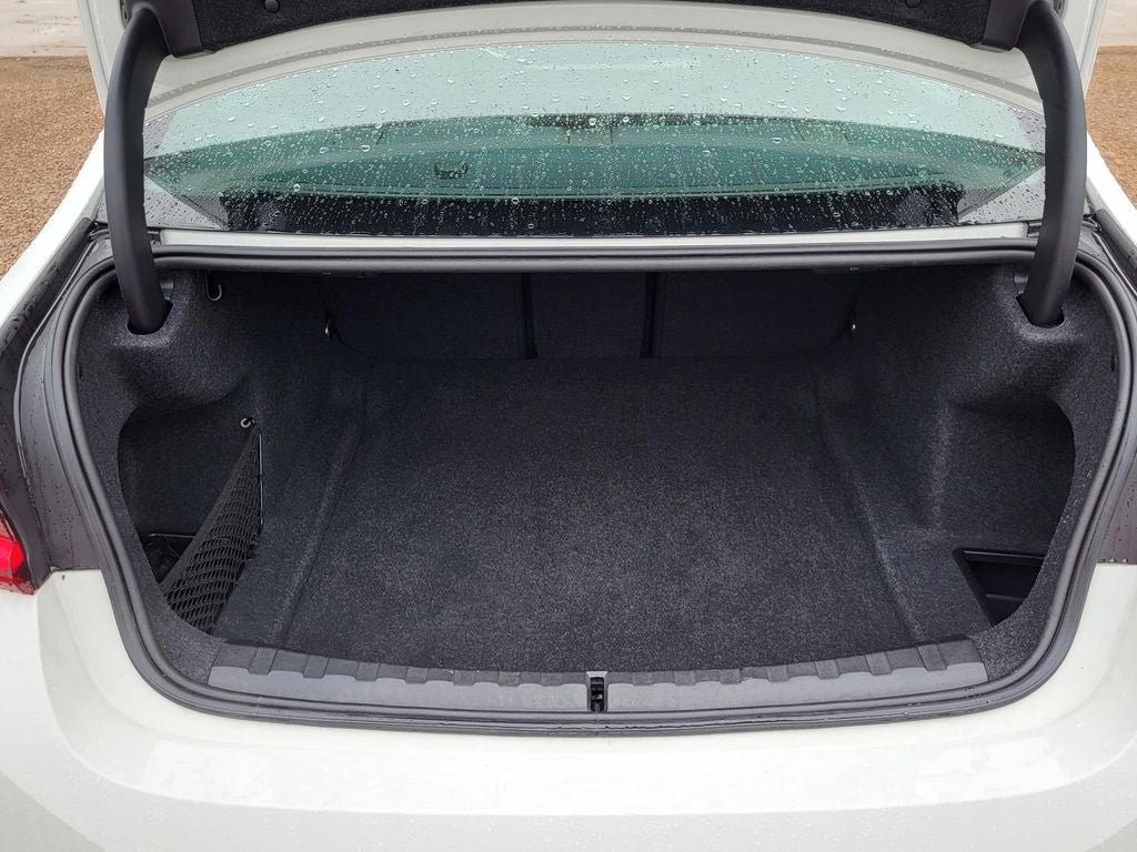 2025 BMW 3 Series 330i