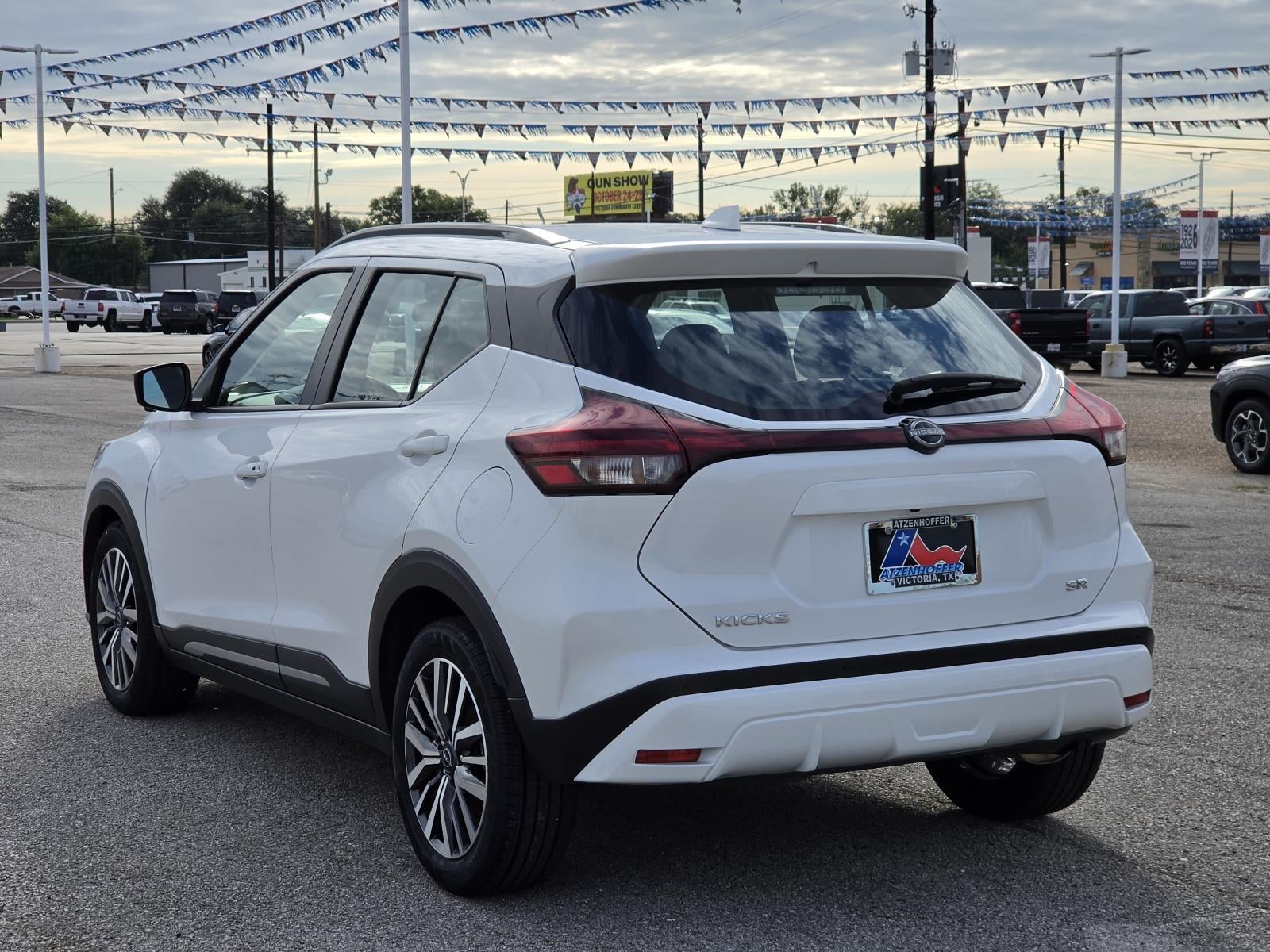 2024 Nissan Kicks SR