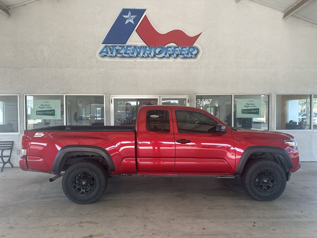 2022 Toyota Tacoma SR