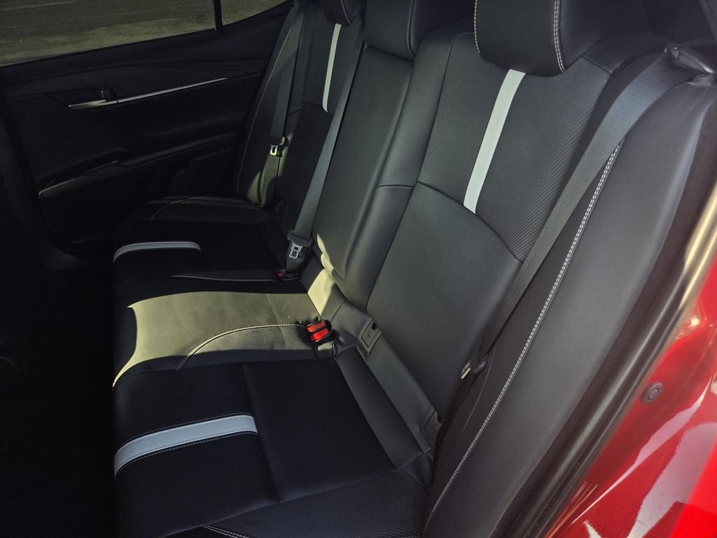 2025 Toyota Camry Hybrid SE